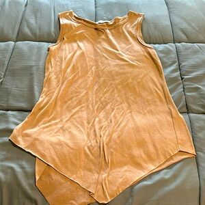 Asymmetrical tank top